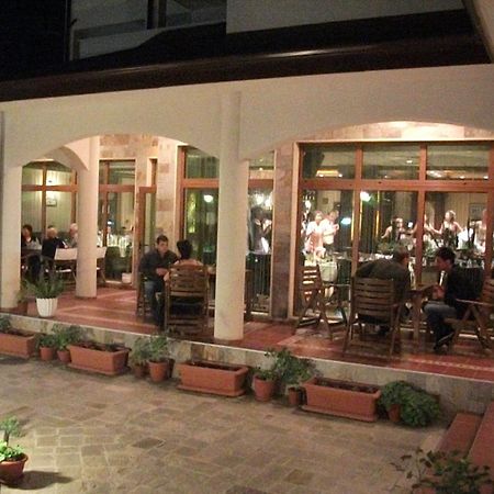 Hotel Park Karnobat Dış mekan fotoğraf