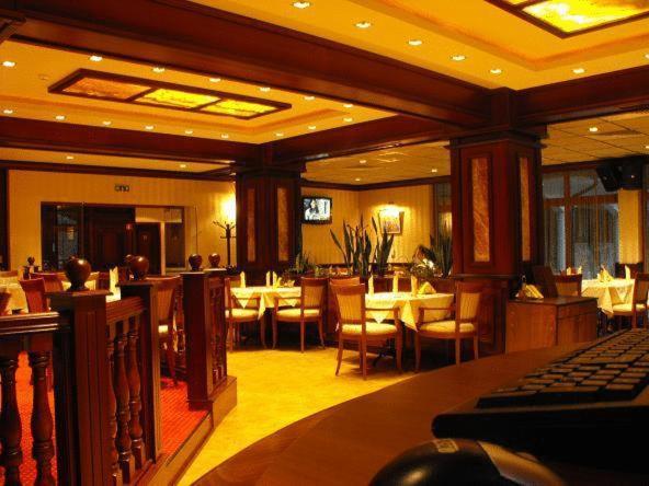 Hotel Park Karnobat Dış mekan fotoğraf
