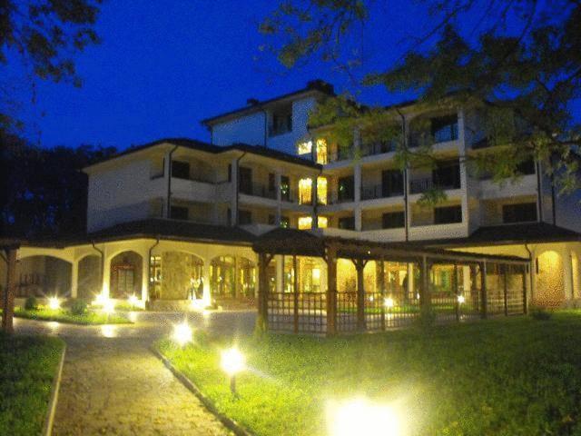 Hotel Park Karnobat Dış mekan fotoğraf