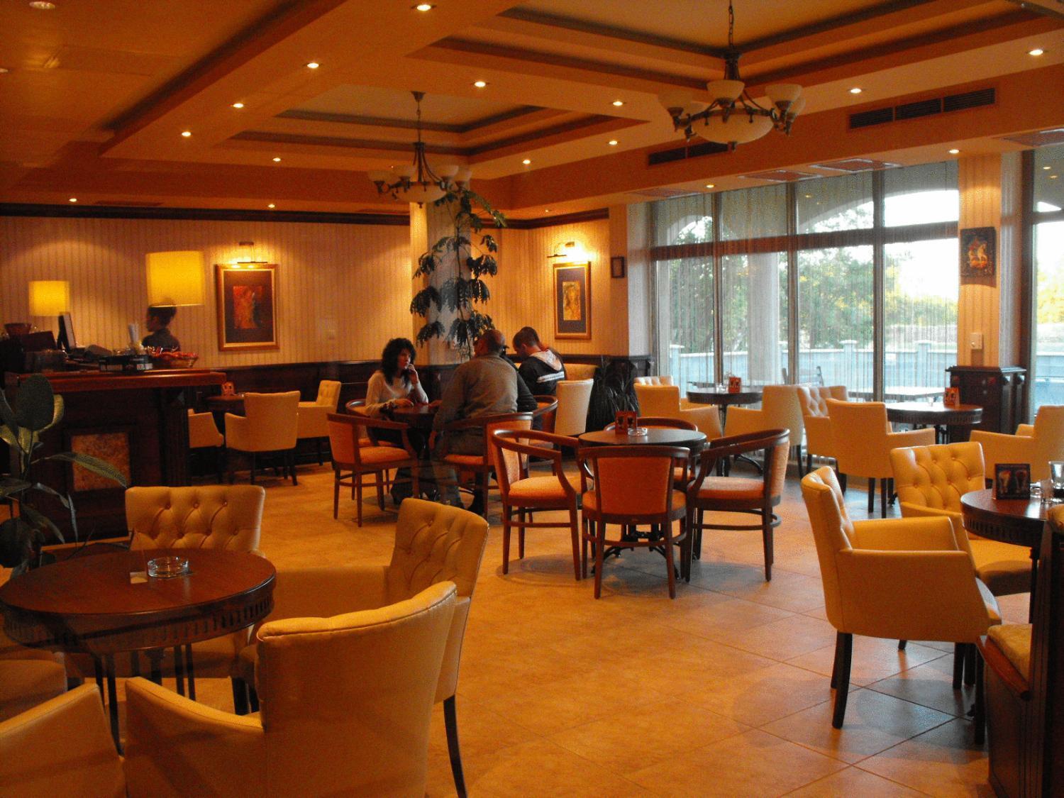 Hotel Park Karnobat Dış mekan fotoğraf